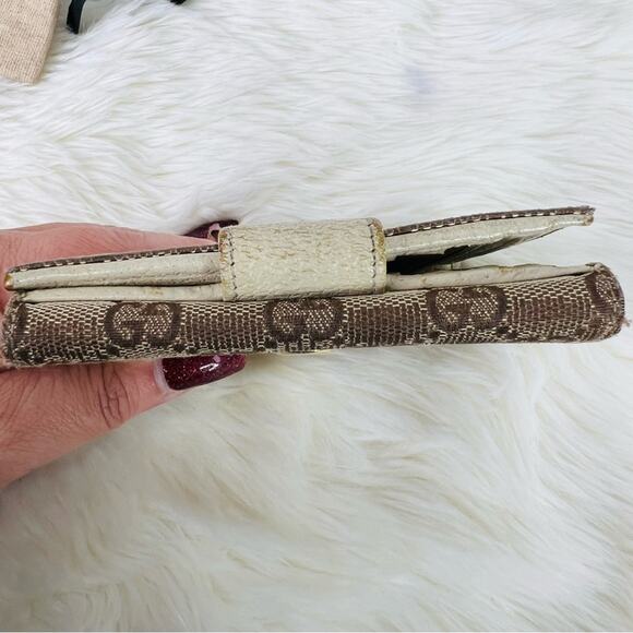 GUCCI Vintage Eclipse GG Canvas Compact Wallet with dust bag - Picture 13 of 16